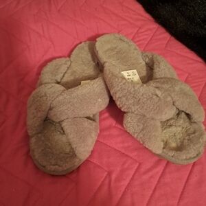 Source Unknown Plush Cross-Band Women's Slippers - Gray